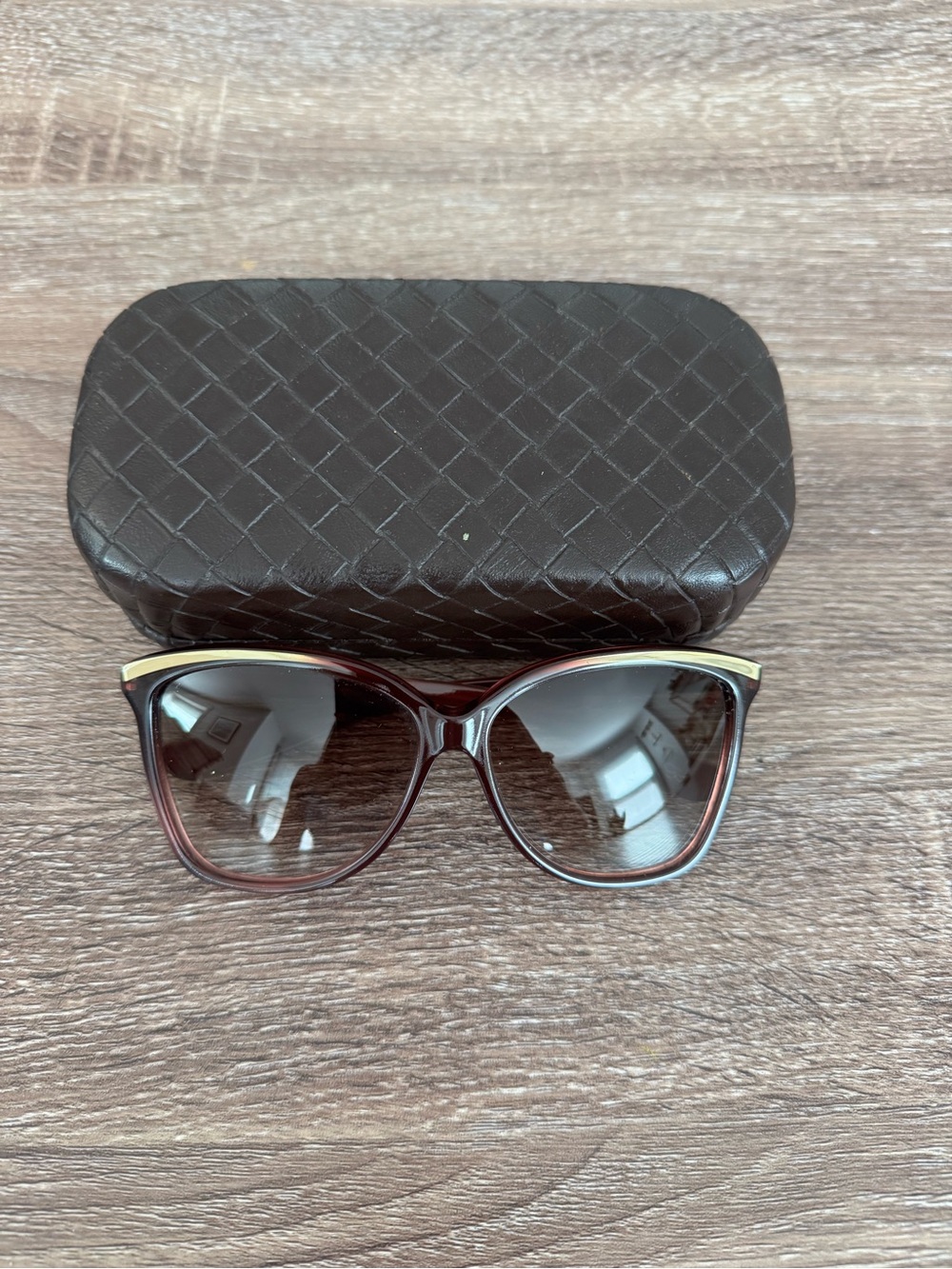 Bottega Veneta Classic Women's Oversized Sunglasses in Brownish/Purple